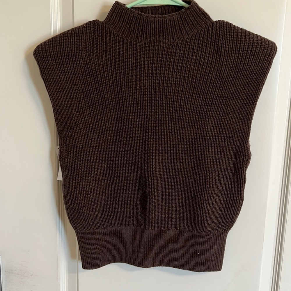 Babaton sweater